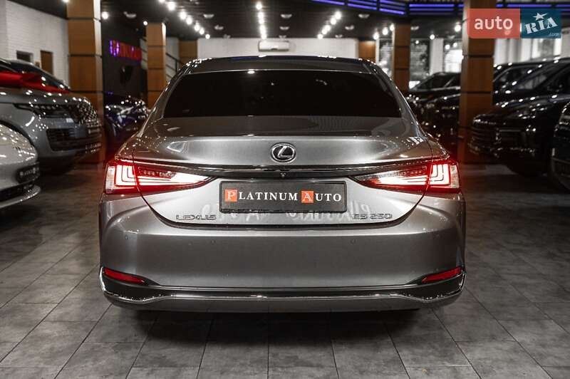 Седан Lexus ES 2019 в Одессе