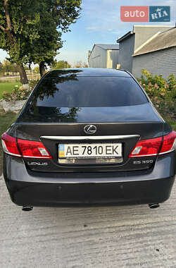 Седан Lexus ES 2010 в 