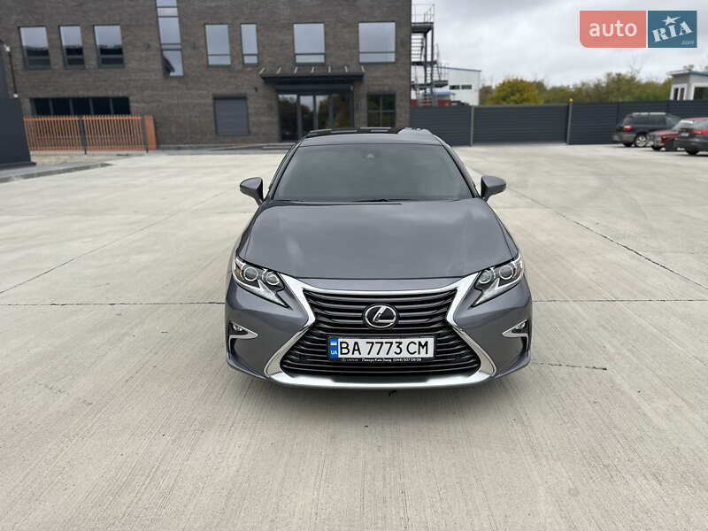 Седан Lexus ES 2018 в Кропивницком фото 3 Седан Lexus ES 2018 в Кропивницком