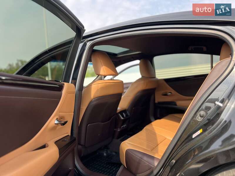 Седан Lexus ES 2018 в Миколаєві фото 5 Седан Lexus ES 2018 в Миколаєві
