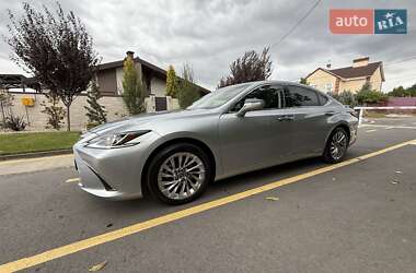 Седан Lexus ES 2022 в Дніпрі