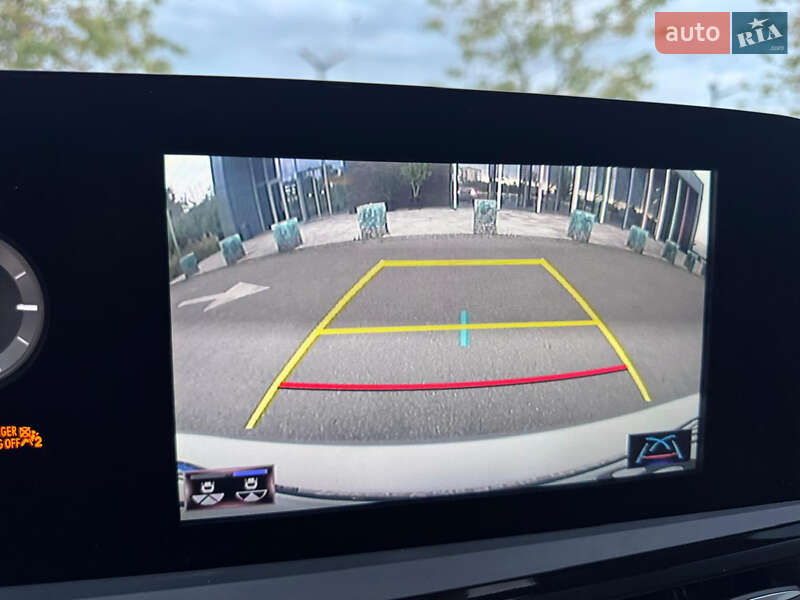 Седан Lexus ES 2021 в Киеве