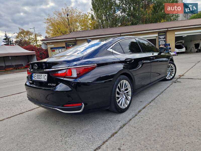 Седан Lexus ES 2019 в Днепре
