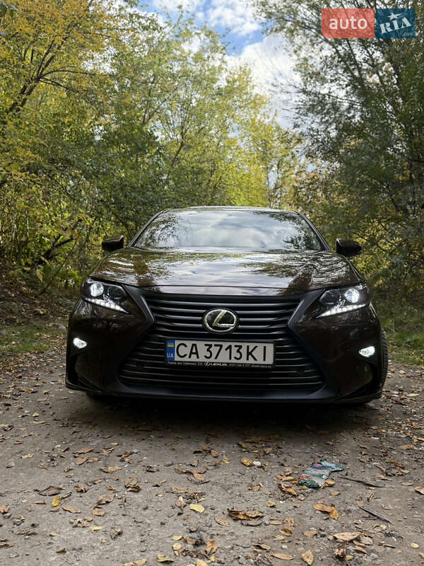 Седан Lexus ES 2017 в Днепре фото 5 Седан Lexus ES 2017 в Днепре
