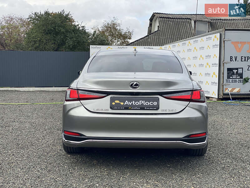 Седан Lexus ES 2021 в Луцке
