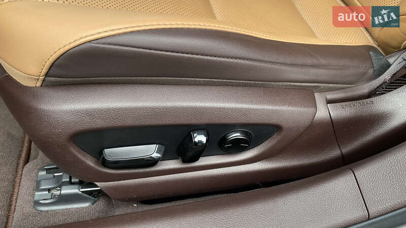 Седан Lexus ES 2021 в Луцке