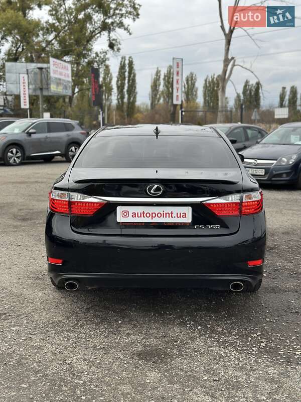 Седан Lexus ES 2015 в Белогородке фото 14 Седан Lexus ES 2015 в Белогородке