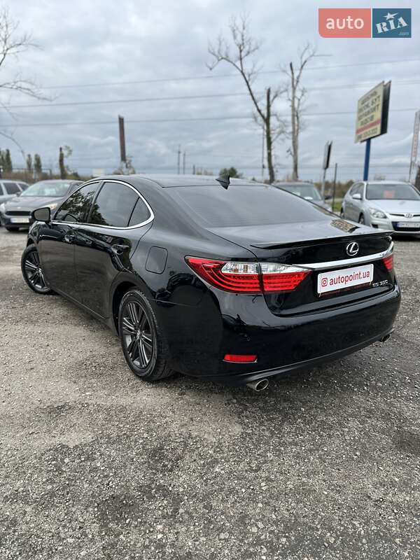 Седан Lexus ES 2015 в Белогородке фото 11 Седан Lexus ES 2015 в Белогородке