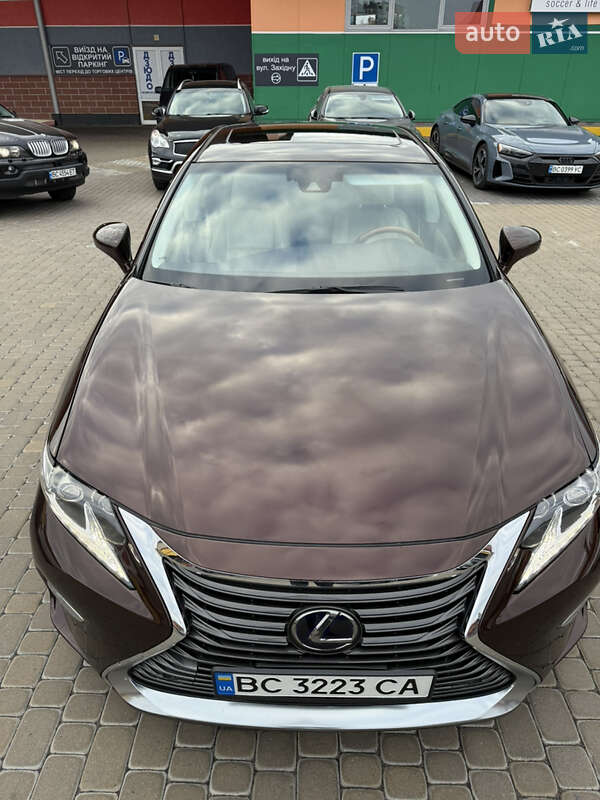 Седан Lexus ES 2015 в Львові фото 5 Седан Lexus ES 2015 в Львові