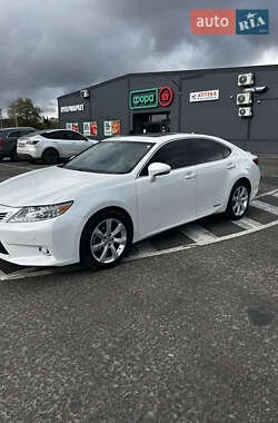 Седан Lexus ES 2012 в Софіївській Борщагівці