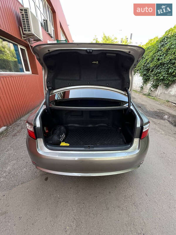 Седан Lexus ES 2015 в Сумах фото 9 Седан Lexus ES 2015 в Сумах