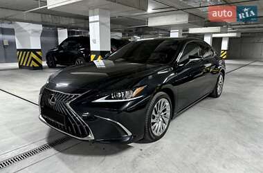 Седан Lexus ES 2022 в 