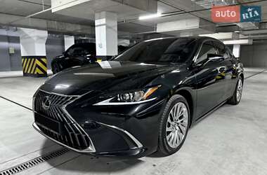 Седан Lexus ES 2022 в 