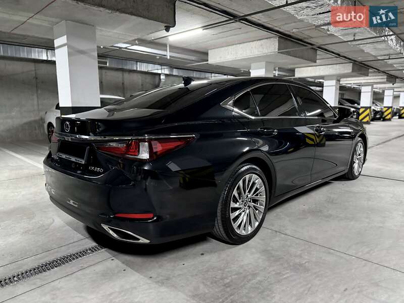 Седан Lexus ES 2022 в Дніпрі фото 15 Седан Lexus ES 2022 в Дніпрі