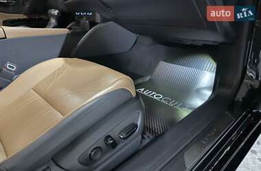 Седан Lexus ES 2022 в 