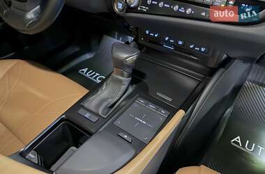 Седан Lexus ES 2022 в 