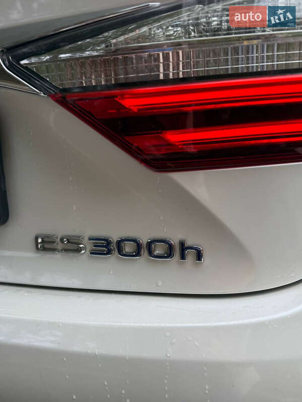 Седан Lexus ES 2017 в Виннице фото 12 Седан Lexus ES 2017 в Виннице