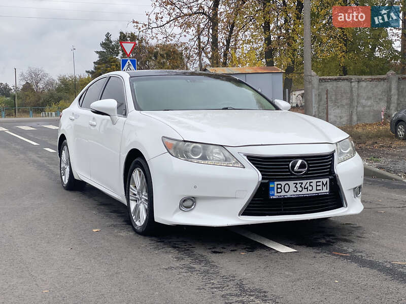 Седан Lexus ES 2013 в Киеве фото 11 Седан Lexus ES 2013 в Киеве
