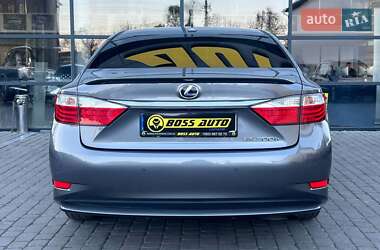 Седан Lexus ES 2014 в 