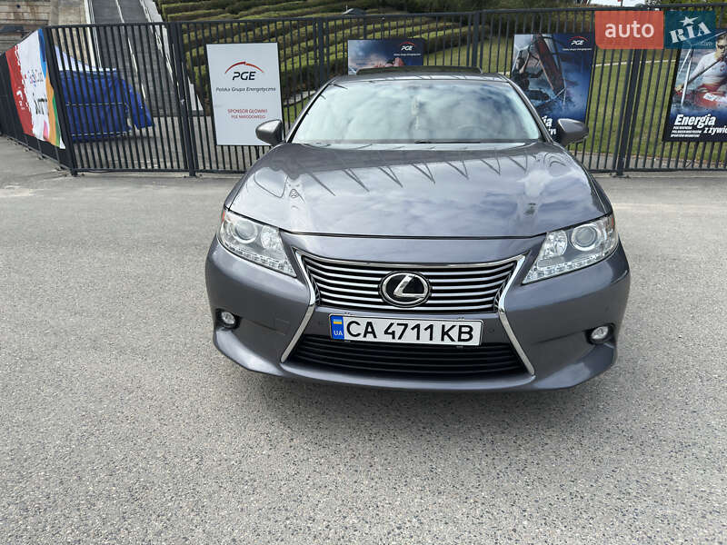 Седан Lexus ES 2014 в Звенигородці фото 4 Седан Lexus ES 2014 в Звенигородці