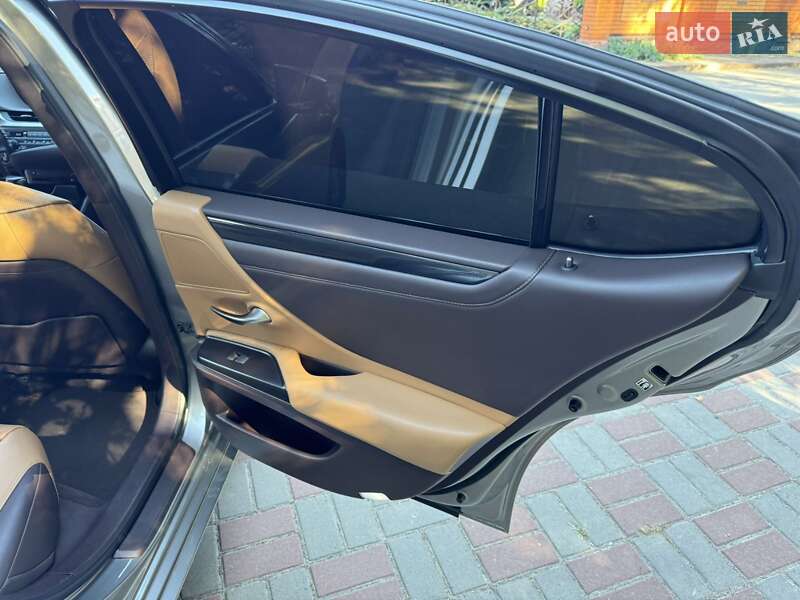 Седан Lexus ES 2018 в Черкассах фото 17 Седан Lexus ES 2018 в Черкассах