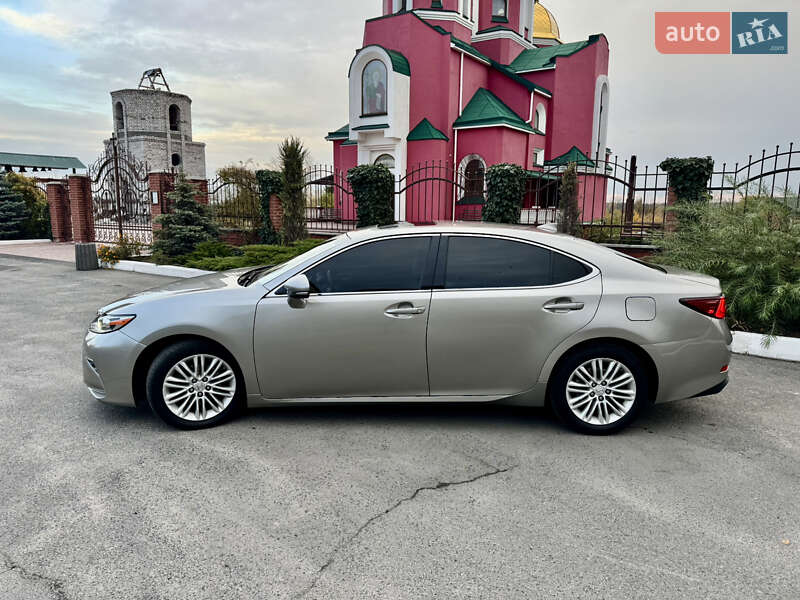 Седан Lexus ES 2017 в Кам'янському фото 5 Седан Lexus ES 2017 в Кам'янському