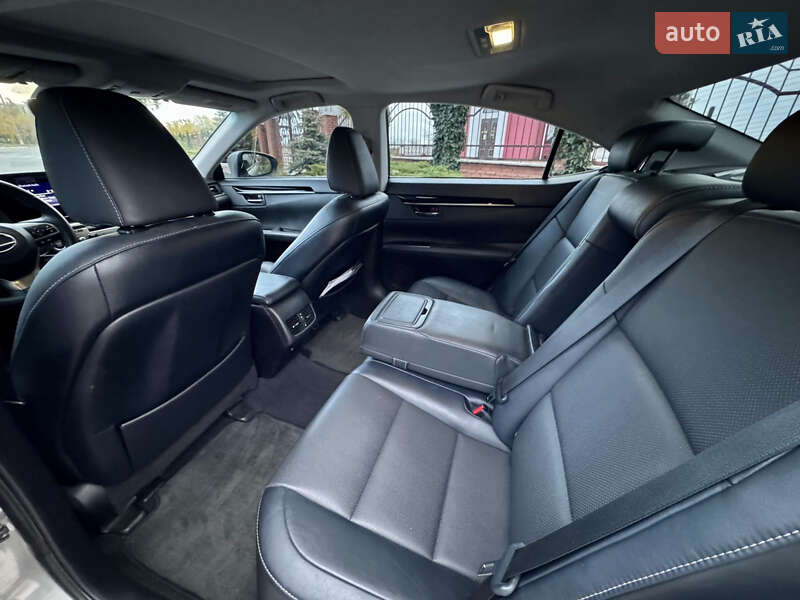 Седан Lexus ES 2017 в Кам'янському фото 14 Седан Lexus ES 2017 в Кам'янському