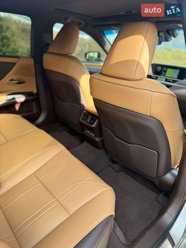 Седан Lexus ES 2021 в Житомире фото 40 Седан Lexus ES 2021 в Житомире