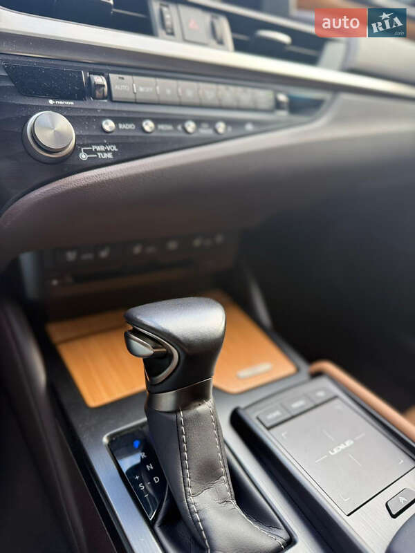 Седан Lexus ES 2021 в Житомире фото 42 Седан Lexus ES 2021 в Житомире