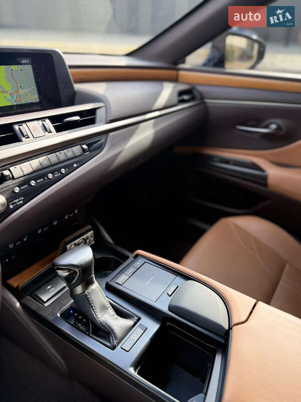 Седан Lexus ES 2021 в Житомире фото 43 Седан Lexus ES 2021 в Житомире