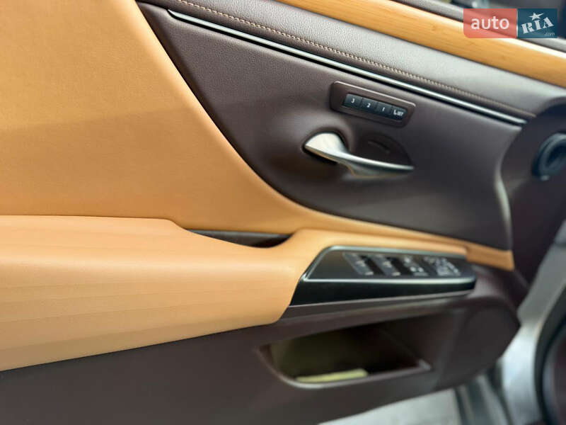 Седан Lexus ES 2021 в Житомире фото 46 Седан Lexus ES 2021 в Житомире