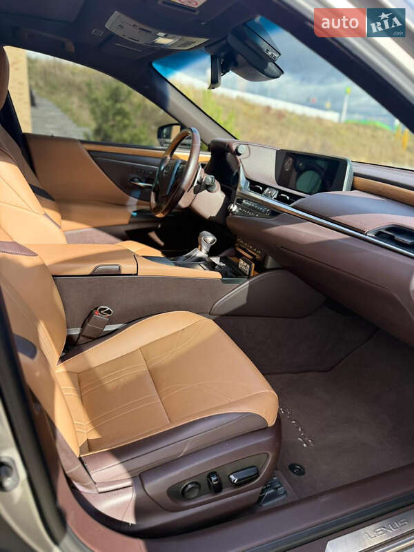 Седан Lexus ES 2021 в Житомире фото 48 Седан Lexus ES 2021 в Житомире