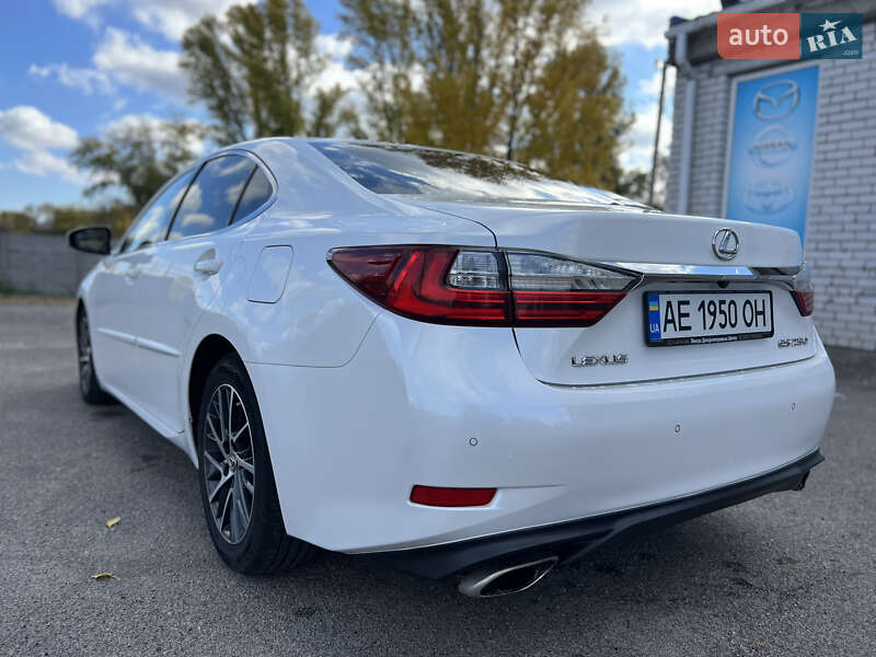 Седан Lexus ES 2016 в Днепре фото 5 Седан Lexus ES 2016 в Днепре