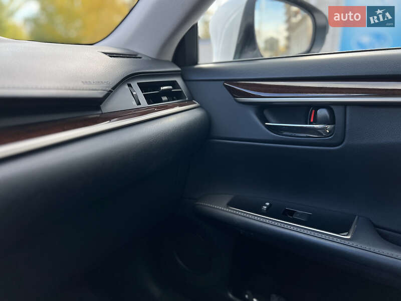 Седан Lexus ES 2016 в Днепре фото 15 Седан Lexus ES 2016 в Днепре