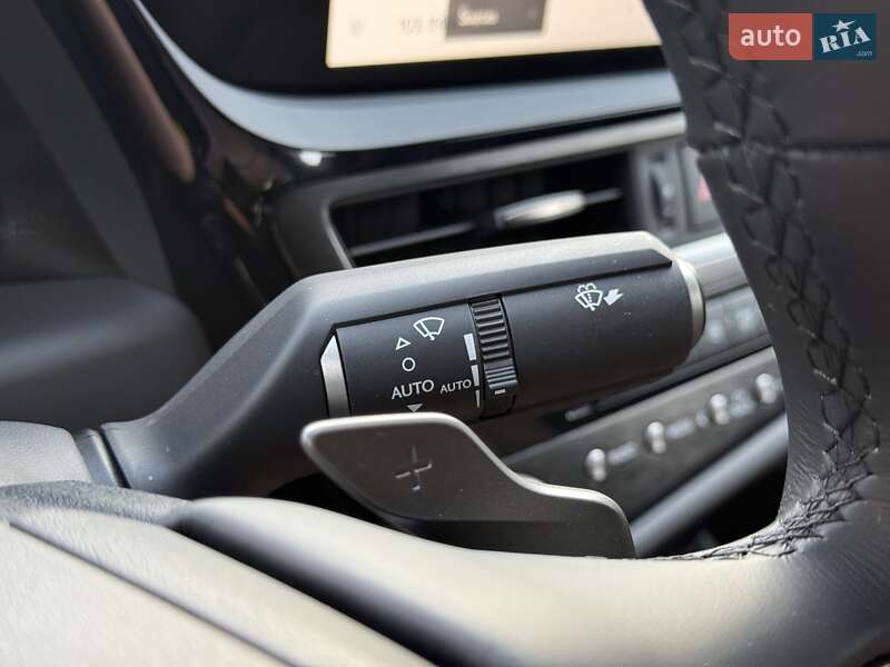 Седан Lexus ES 2023 в Киеве фото 46 Седан Lexus ES 2023 в Киеве