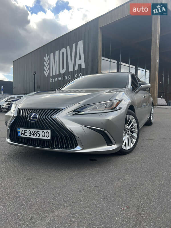 Седан Lexus ES 2019 в Днепре