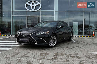 Седан Lexus ES 2024 в Ровно
