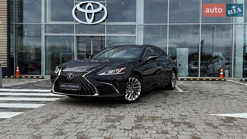 Lexus ES 2024