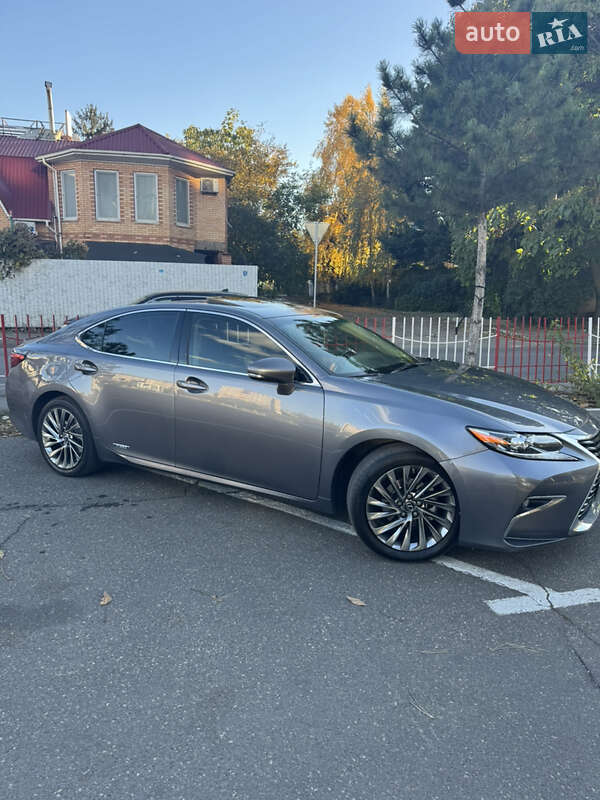 Седан Lexus ES 2014 в Одессе