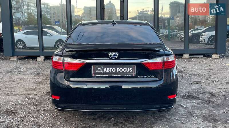 Седан Lexus ES 2013 в Киеве фото 5 Седан Lexus ES 2013 в Киеве