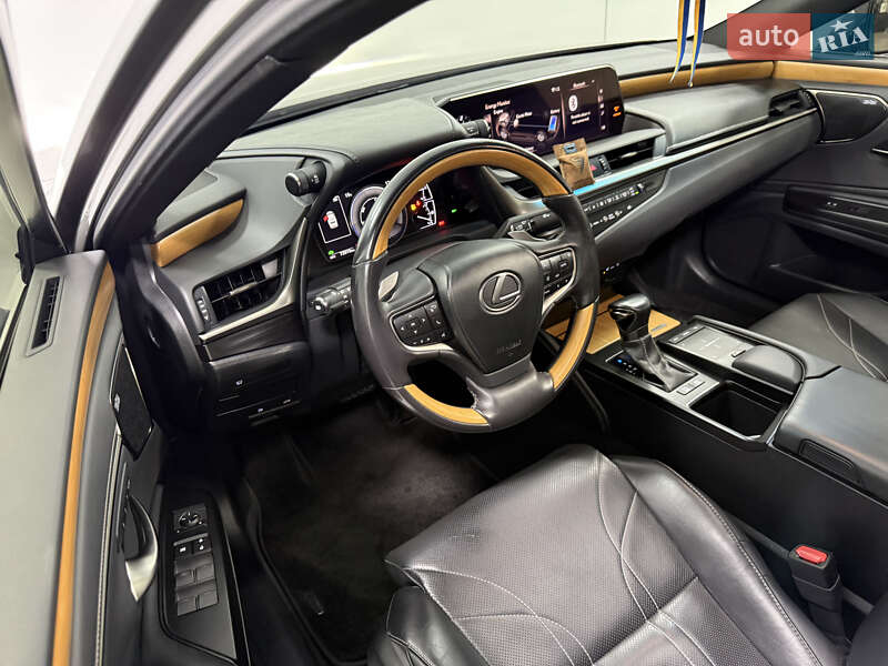 Седан Lexus ES 2019 в Одессе фото 30 Седан Lexus ES 2019 в Одессе