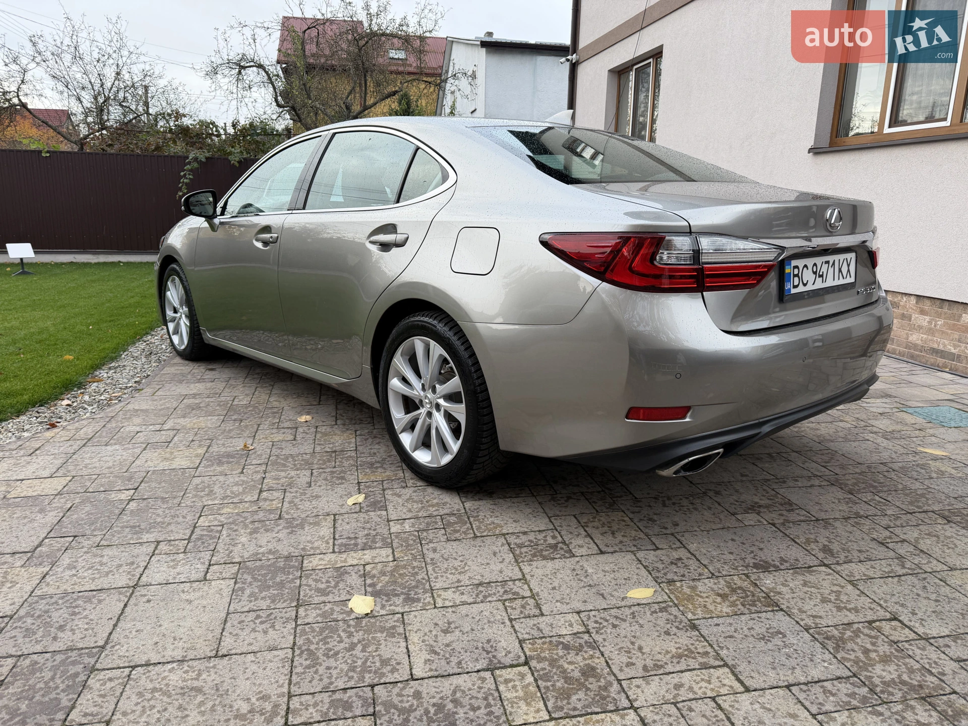 2017 Lexus ES - мініатюра 10