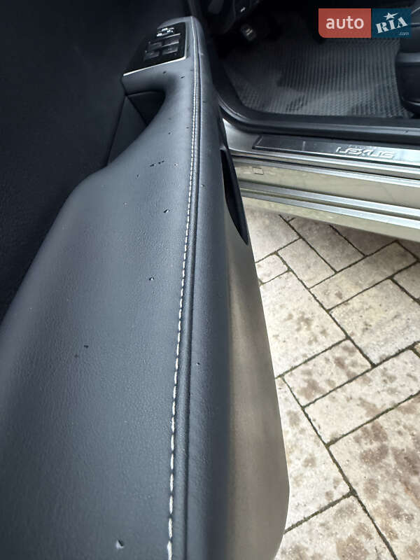 Седан Lexus ES 2017 в Львове фото 28 Седан Lexus ES 2017 в Львове