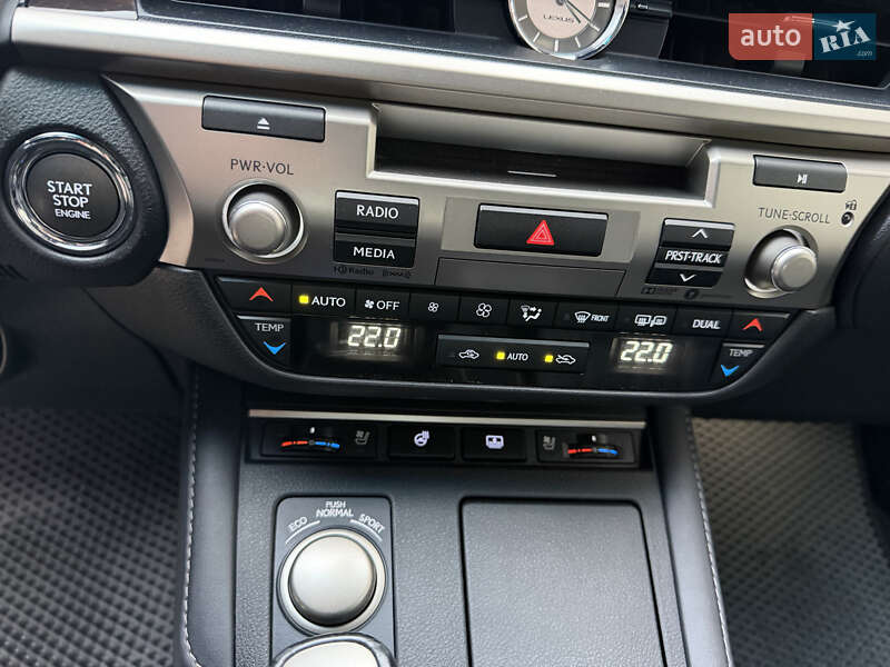 Седан Lexus ES 2017 в Львове фото 30 Седан Lexus ES 2017 в Львове