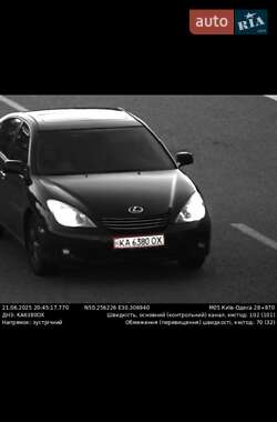 Седан Lexus ES 2003 в Киеве