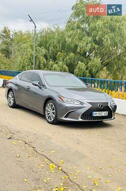 Седан Lexus ES 2020 в Кривом Озере