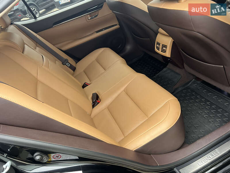 Седан Lexus ES 2017 в Дніпрі фото 24 Седан Lexus ES 2017 в Дніпрі