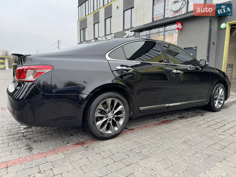 Седан Lexus ES 2011 в Вінниці