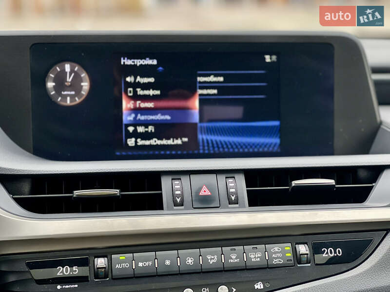 Седан Lexus ES 2020 в Киеве