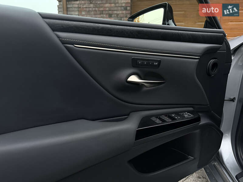 Седан Lexus ES 2022 в Києві фото 8 Седан Lexus ES 2022 в Києві